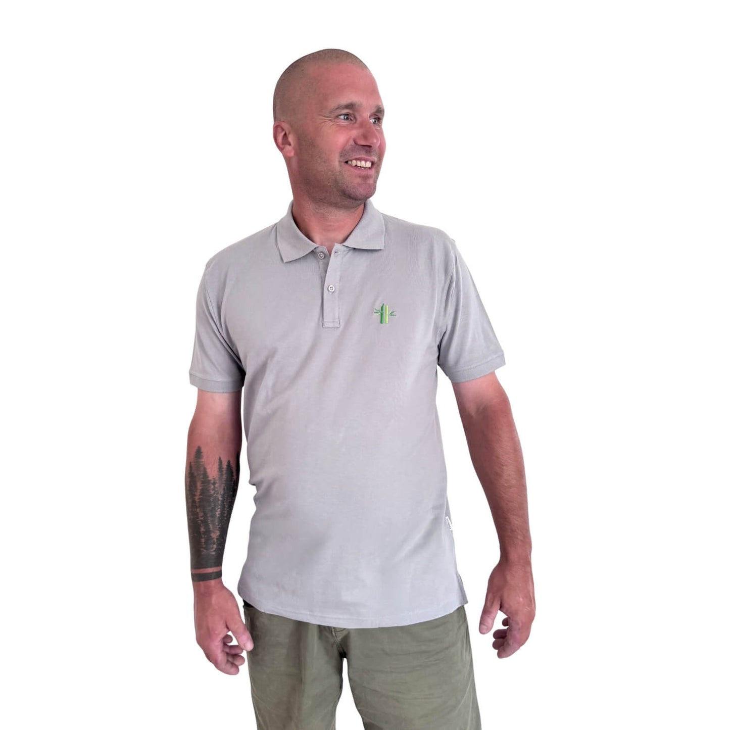 Model wearing a Pique Bamboo Cotton Polo in grey - Robumi Lifestyle