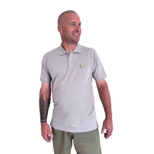 Model wearing a Pique Bamboo Cotton Polo in grey - Robumi Lifestyle